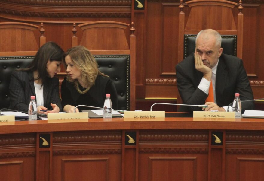 Parlamenti sot në foto. Nga sherri i Bashës te SMS-të e Ramës