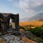 Tragjasin e dogjën por nuk u shua
