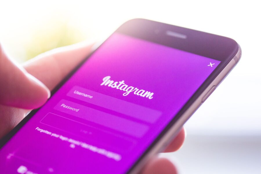 Sa më shumë like në Instagram? Ja kur duhet t’i postoni fotot