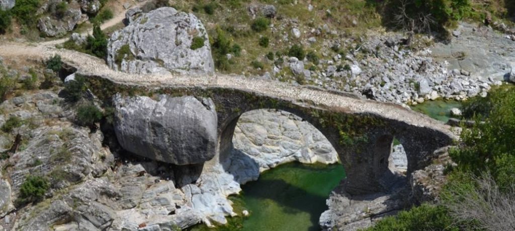 Brataj, udhëtimi i një fshati trimash në shekuj