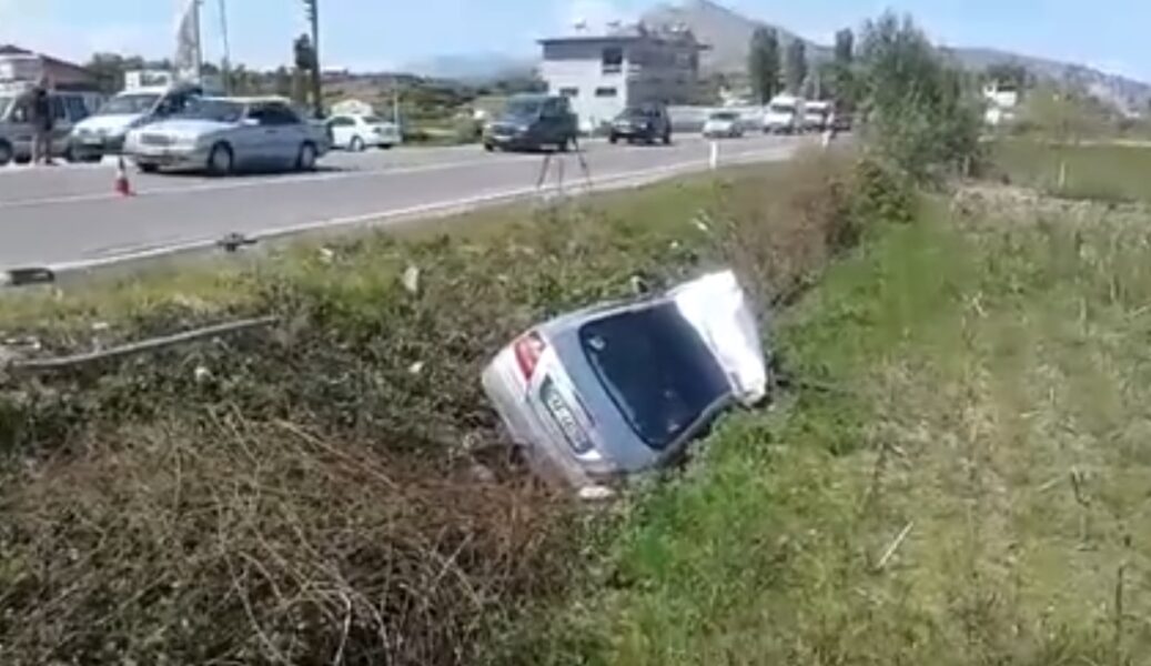 U hodh nga makina t’i shpëtonte ngacmimeve të shoferit? Policia e Elbasanit: E vërteta e aksidentit, gruaja …