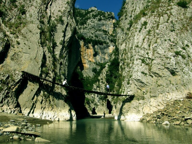 Gramshi, destinacioni i turizmit natyror i kësaj vere