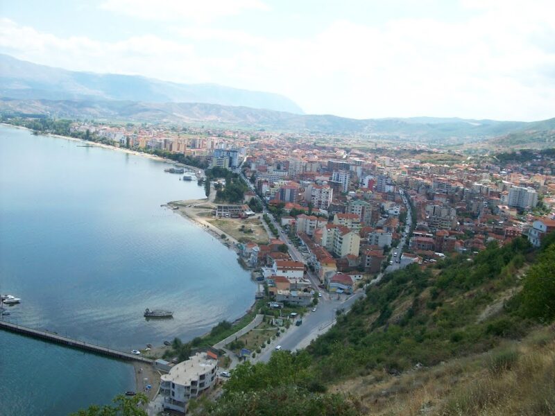 Po bëhet nami në Pogradec! Ky biznes po bën kërdinë si në asnjë qytet tjetër të Shqipërisë