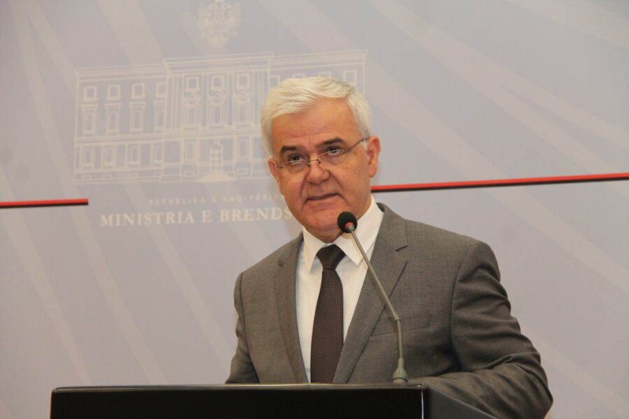 Audio-përgjimi, Xhafaj sfidon opozitën: Nëse është i vërtetë jap dorëheqjen