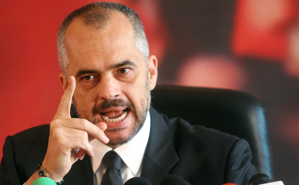 Rama kërcënon live drejtorin e Hipotekës: Ke kohë deri neser pasdite