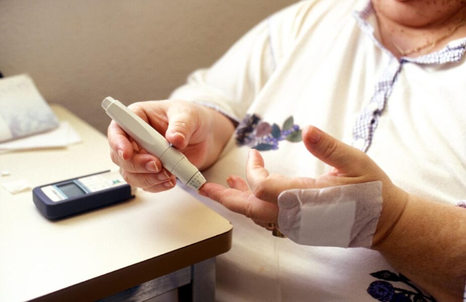 Zbulohet hormoni që frenon oreksin. Ndikon direkt në tru dhe i jep fund obezitetit dhe diabetit