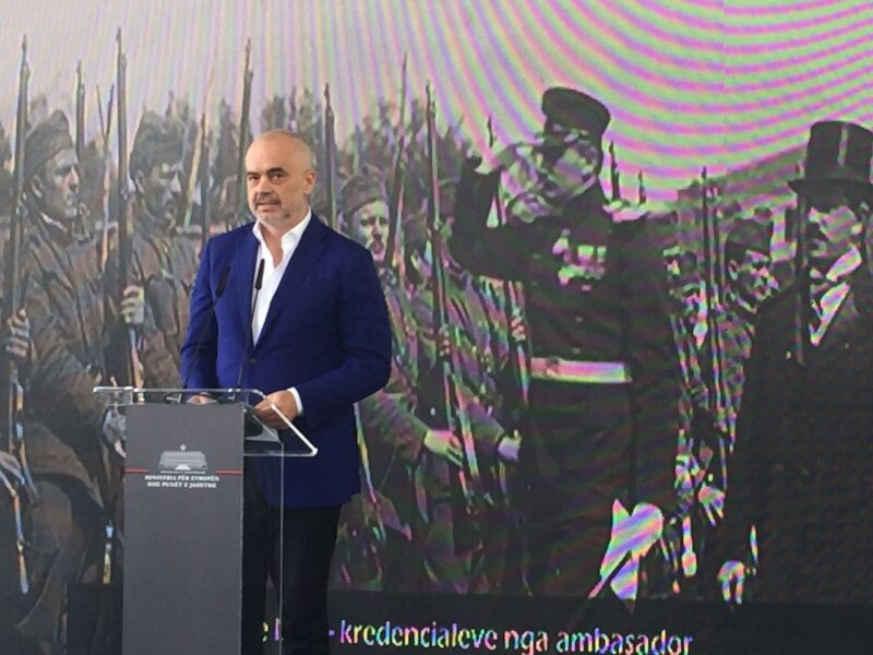 Batuta e Ramës: Ja pse po të kishte negociata antarësimi me SHBA-në do të ishte më e lehtë se me BE-në