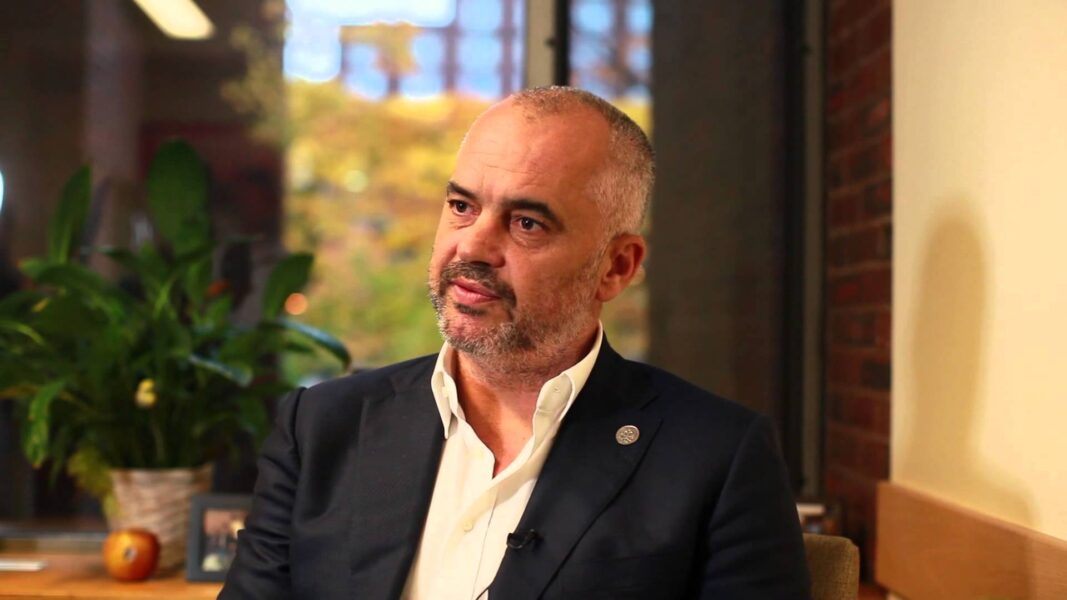 Qeveria mbledhje në Gjirokastër, Rama: Dy rrugët e reja që do t’i shtohen qytetit