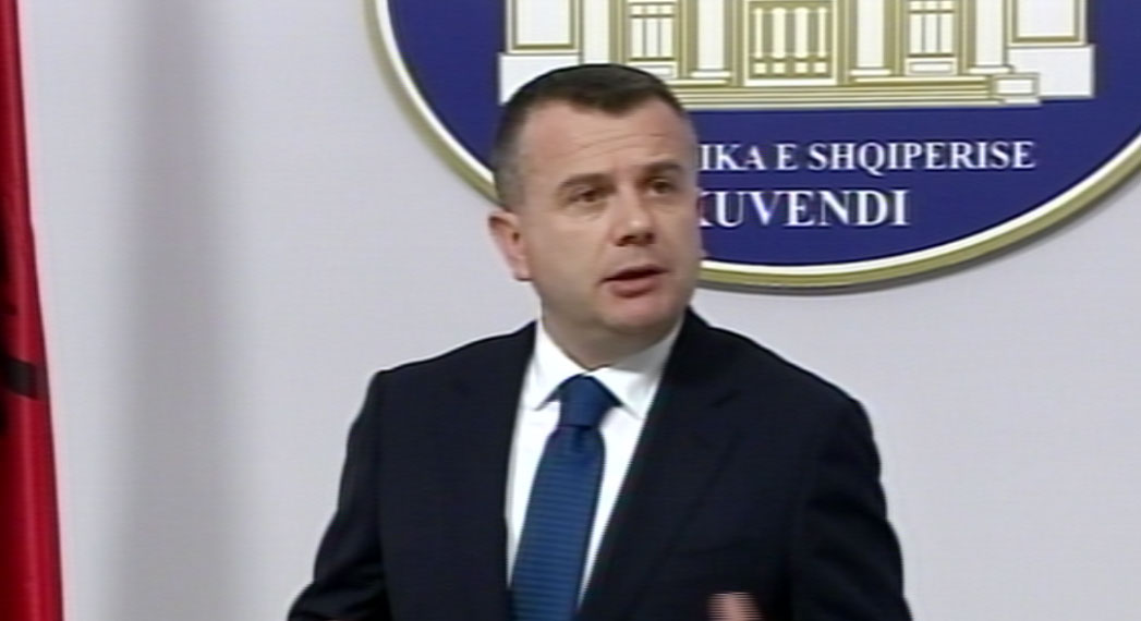 Çështja “Xhafaj”, Balla: Inskenim, jo vetëm i Saliut, Monikës e Lulit, por janë përfshirë edhe gjyqtar