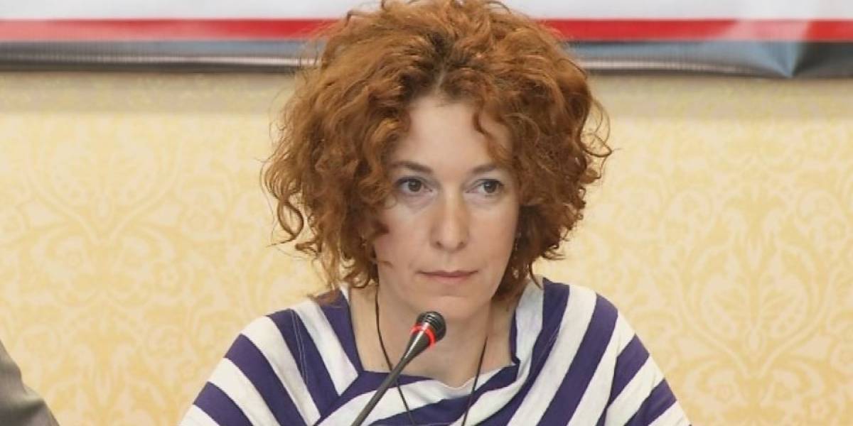 Largohet Romana Vlahutin dhe e zëvendëson një italian?