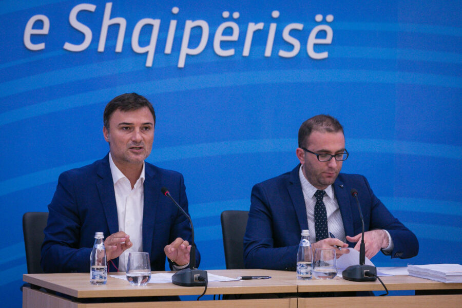 ”Fatmir Xhafaj ka penguar ekstardimin e vëllait të tij”, ministri i PD rrëzon PD-në: Nuk ekziston një kërkesë e tillë nga Italia
