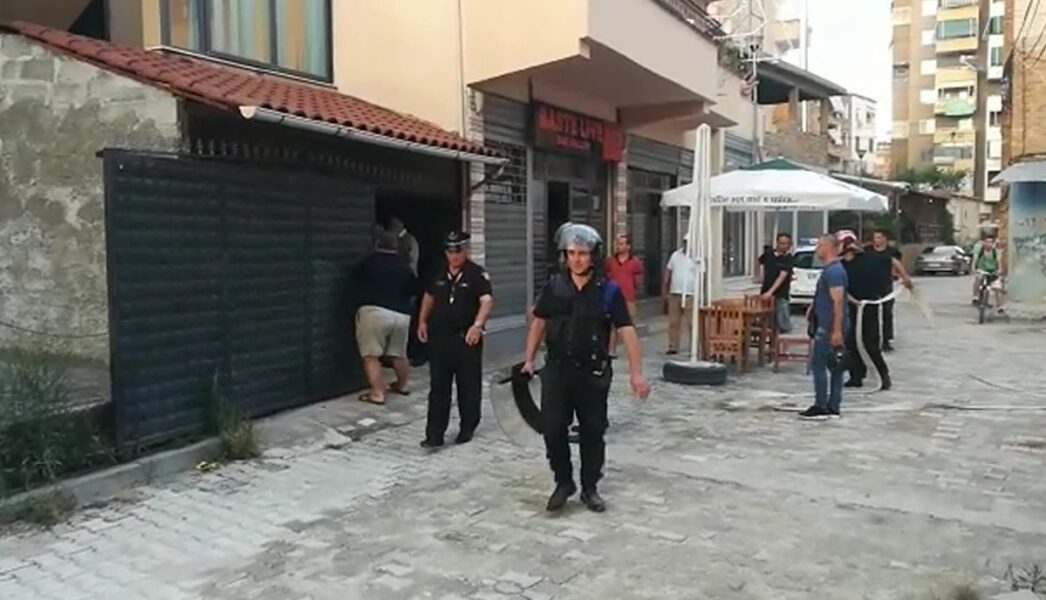 Babai e mbante të lidhur prej tre ditësh, ulërimat e adoleshentit në Berat alarmojnë fqinjët
