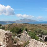 Historia e heshtur / “Të zbulosh zonën e Orikumit, Dukatit, Tragjasit është si të rrugëtosh në gjurmët e historisë. Vlera të ralla, kala, qytete antike, monumente kulture që i gjen kudo, e që kanë shumë për të thënë, edhe pse nuk kanë pasur mjaftueshëm zë, për të treguar gjithçka ato fshehin”.