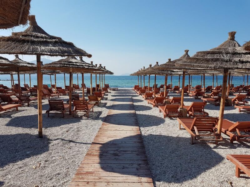 Ja pse sezoni turistik në Orikum e Radhimë janë të dështuar ! Nga Lirim Nezha