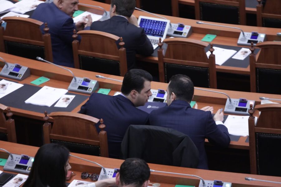 Zbulohet arsyeja e fshehtë pse Basha dhe Salianji sulmojnë firmën “Fusha Sh.p.k”