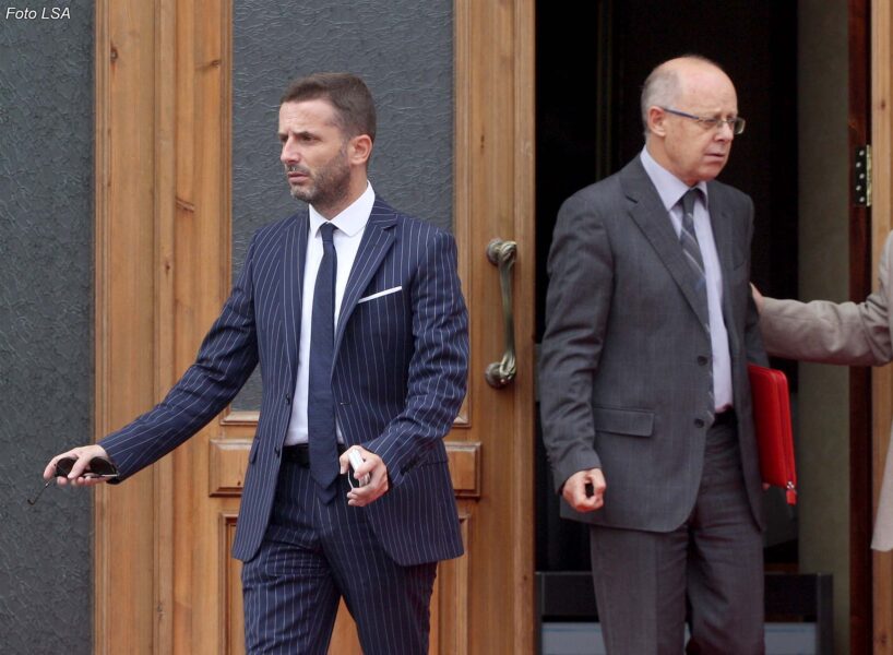 Erion Braçen e gjen belaja me Mimi Kodhelin në seancën e parë pas ditëlindjes (foto)