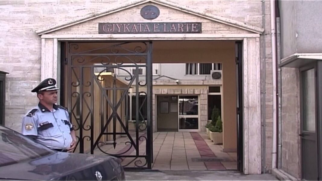 Dalin emrat/ “Të ndershëm, patriot, me integritet”, gjyqtarja e Vlorës dhe gjyqtari i Shkodrës kanditatë për KLGJ