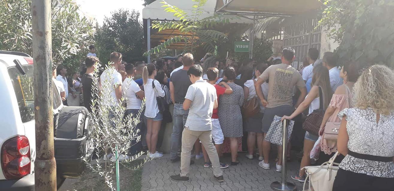 “Thojini Ramës të kalojë këtej”, ja çfarë bëhet tek ambasada gjermane