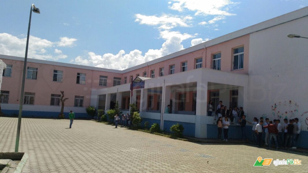 Mbyllet shkolla e Dukat fshatit dhe Radhimës, diskutohet mbyllja e shkollës së Tragjasit