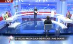 Vjehrra: Nusja bën magji, më theu krahun. Djali: I fute kokën mes këmbëve e i shkule flokët