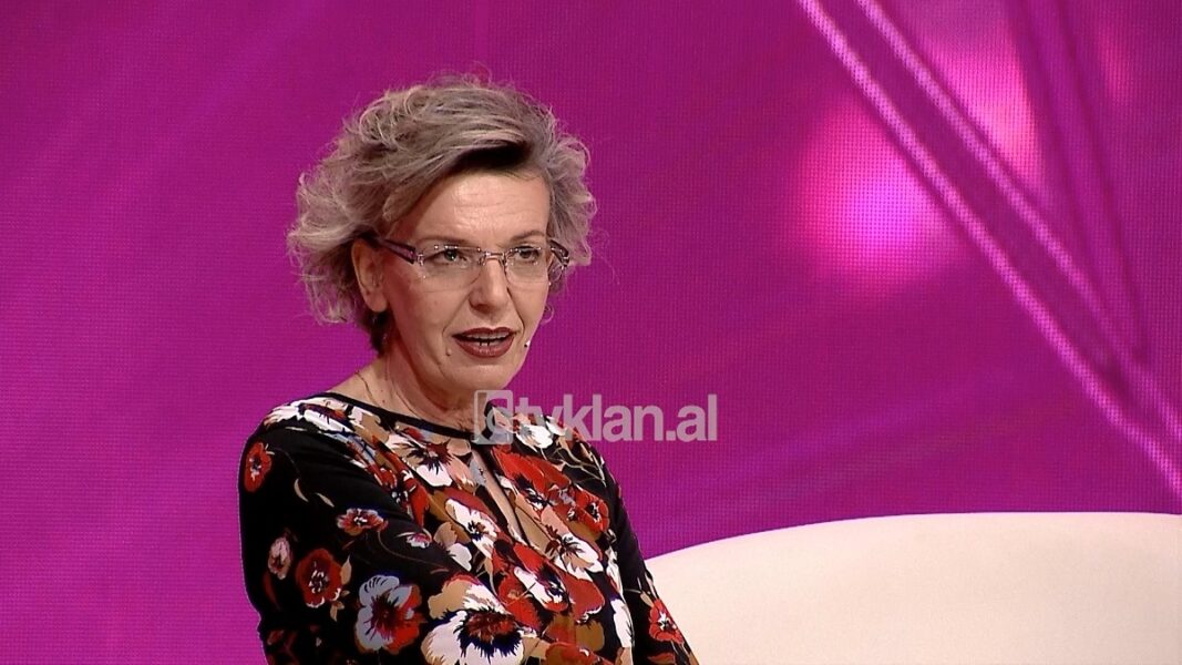 Ak sidenti i rë ndë desh i mori jetën, por i dha marrëdhënien me motrën, Linda: Zbulova një nënë të dytë