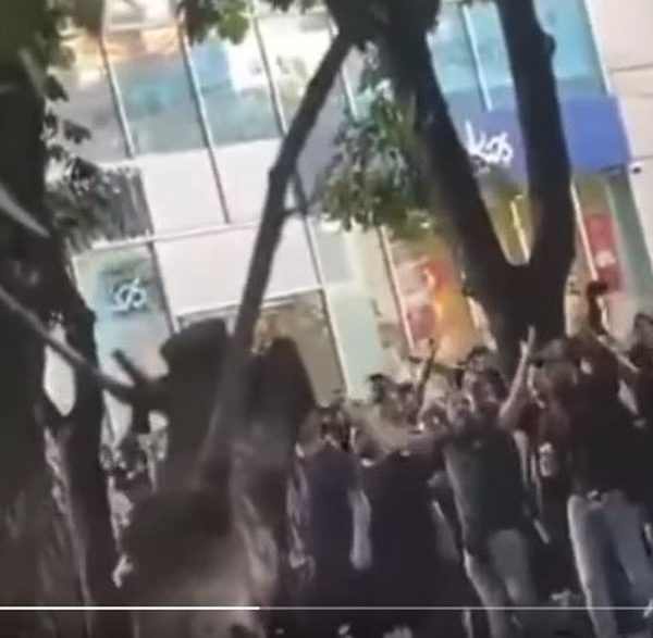 Ultrasit e Romës bëhen të gjithë bashkë dhe dhurojnë spektakël të jashtëzakonshëm në Tiranë
