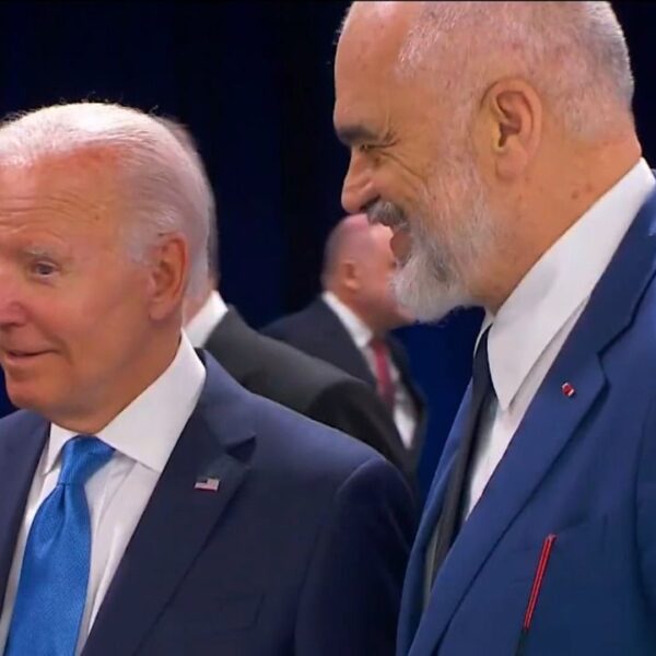 Kryeministri Rama takon presidentin amerikan Biden në samitin e NATO-s në Madrid