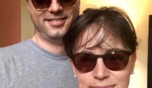 Lulzim Basha feston ditën e lindjes së tij! Bashkëshortja e uron me selfie ish-kreut të PD-së