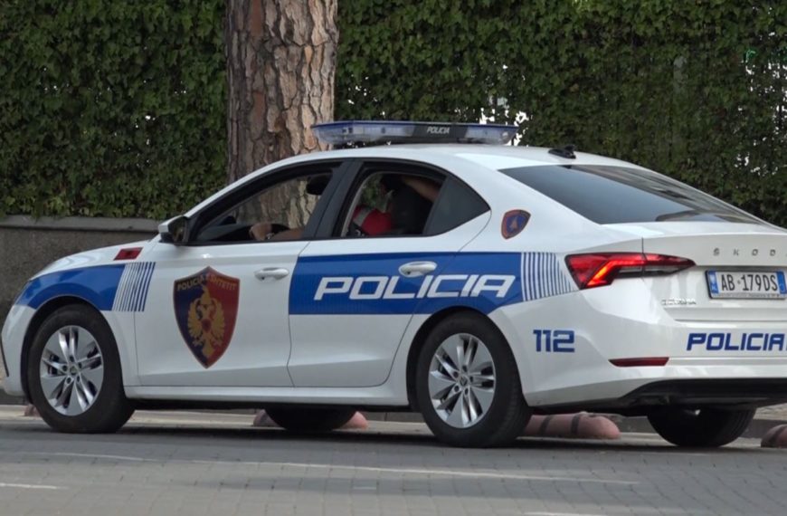 ‘Lu ftë’ në Ko misariat, 2 vëllezërit e de hur shk atërrojnë gjithçka, detaje nga ngjarja e rë ndë