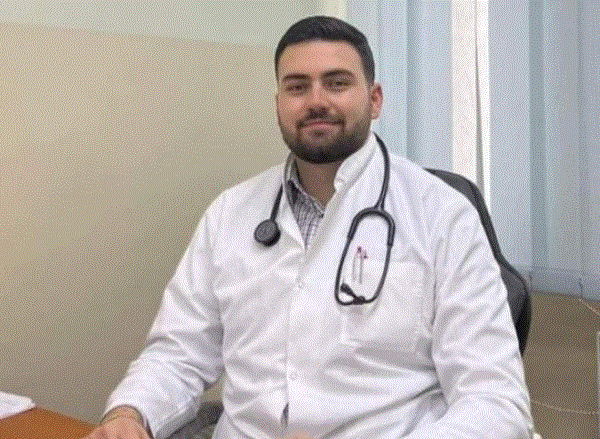 Mjeku 25 vjeçar vd iq në ak sident, e fejuara prek me fjalët: ‘Isha me fat që të njoha.Hero jo vetëm i zemrës sime, por hero i të gjithëve’