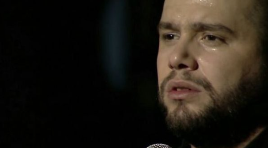 Flori Mumajesi kujton të ëmën e ndjerë: ‘Më ike ditën që më linde mushe, nuk e di a është më ditëlindja ime në datën 23’
