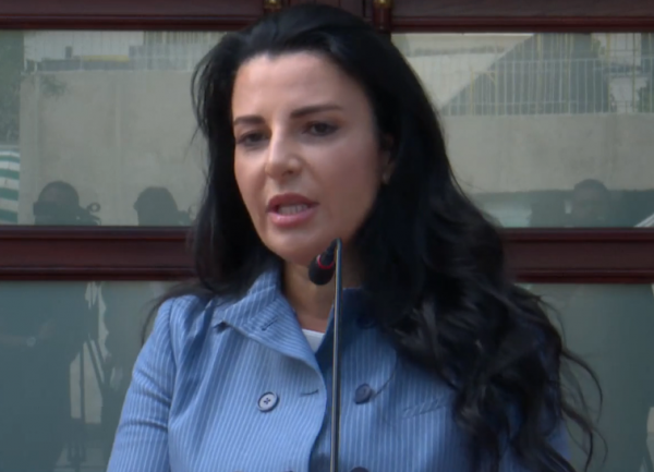 Lajm i fundit/ Ndryshime në Qeveri, shkarkohet Ardi Veliu dhe Dallëndryshe Bici