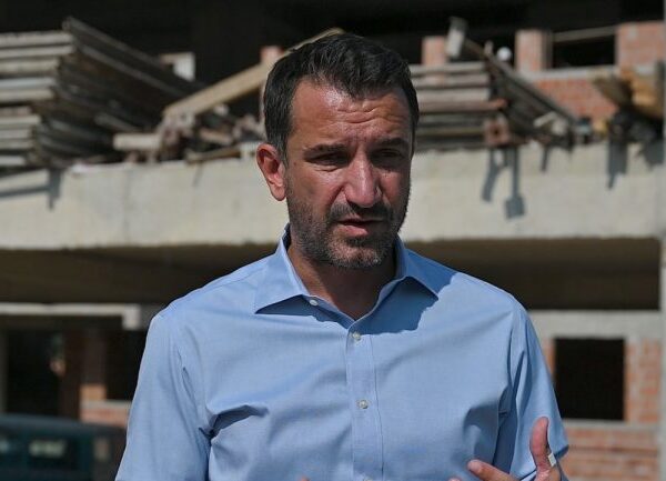 Veliaj-Metës: ‘Është pa sens që ta krahasosh Tiranën me Kabulin’