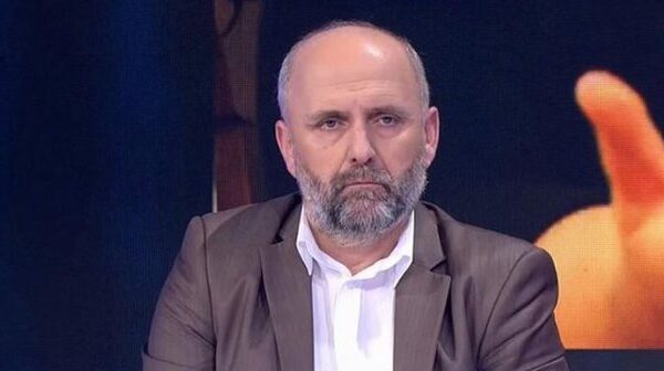 Alfred Cako bën parashikimin e bujshëm