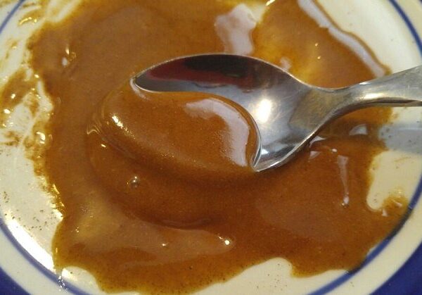 Përzieni vetëm këto produkte dhe do të keni në dorë ‘ilaçin’ e fuqishëm kundër kollës
