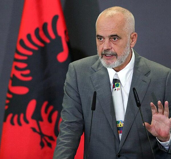 A do e marrin pensionistët bonusin në fund të vitit? Edi Rama tregon vendimin