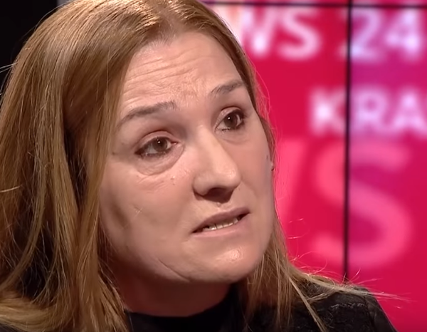 Rrëfehet mes lo tësh deputetja demokrate për hu mbjen e djalit të saj: Jeta ime ka qenë vetëm ato 18 vite