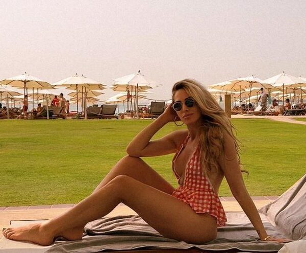 Ledina Çelo mbetet pa fjalë nga surpriza madhështore që merr nga bashkëshorti