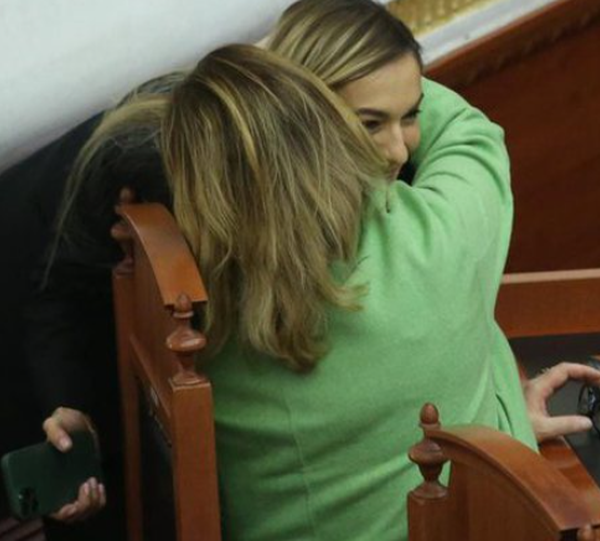 Si u prit Ori Nebiaj në Kuvend