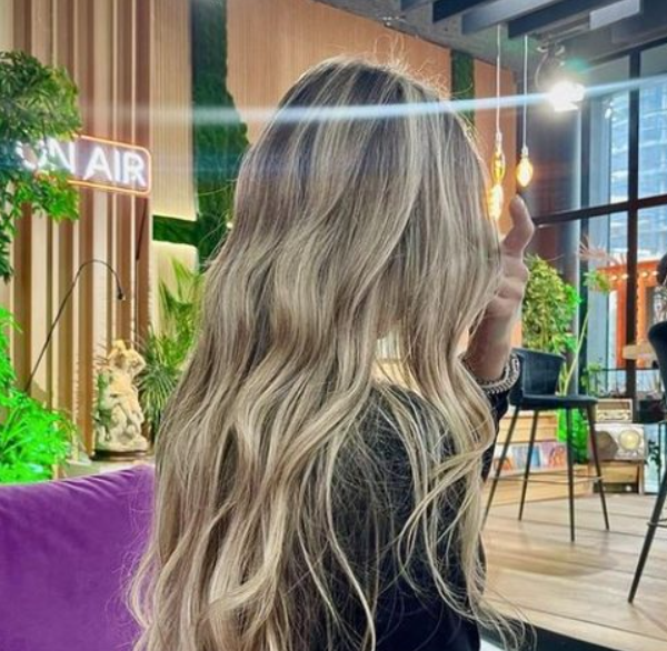 Prej shumë vitesh në ‘Top Channel’, largohet një nga moderatoret më të njohura të këtij TV