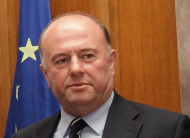 Përp lasi të miturin me makinë në Llogara, arr esohet ish-kryebashkiaku