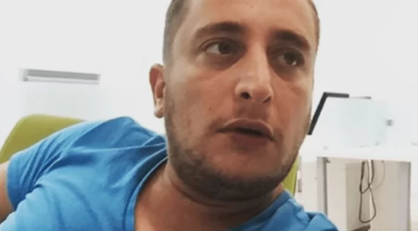 Gr abitet aktori humorit Rezart Veleshnja, po licia pr angos gr abitësit