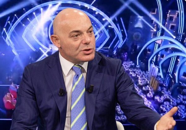 Big Brother-i fenomeni që ka marrë zemrën e shqiptarëve, ky është komenti i Blendi Fevziu