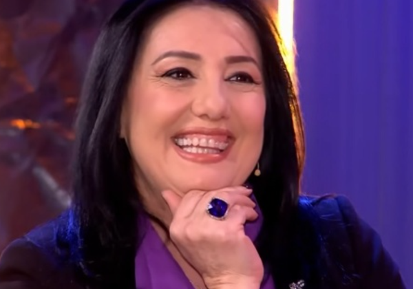 Aida Shtino zbulon nëse është në një marrëdhënie
