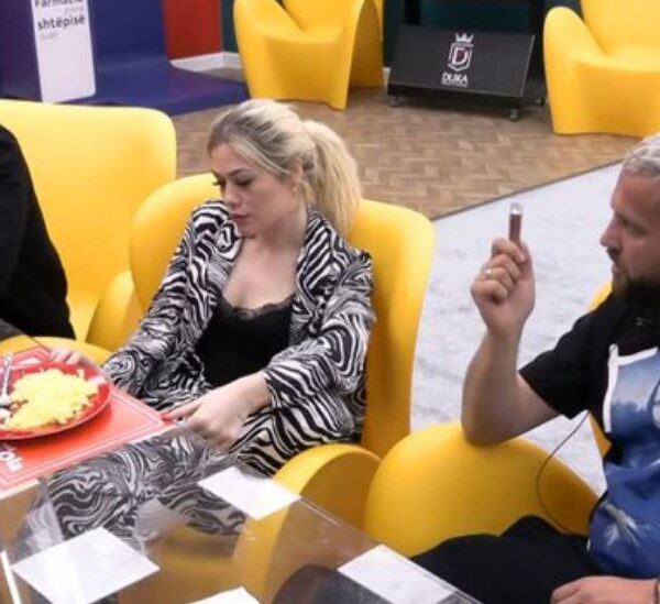 Luizi kapet keq me Kristin. Kristi: ‘S’kam fansa fëmijë unë o burrë të më sjellin drona’! Luizi: Ty do të hedhin manikyra’!
