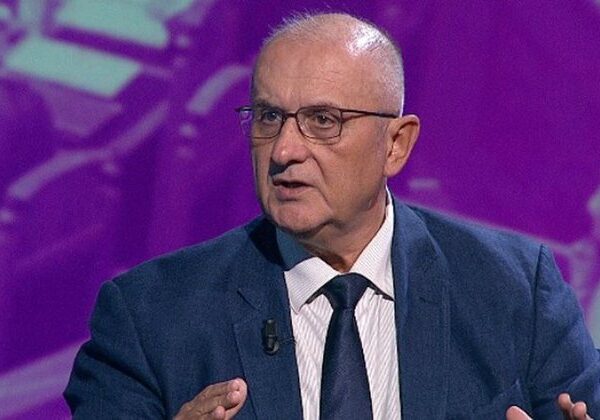 BBV përfshin edhe politikën, Petrit Vasili fans i ‘zjarrtë’ i…