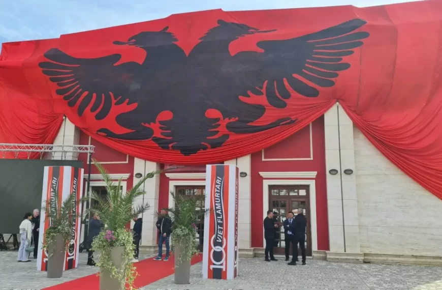 Socialistët zgjedhin kandidatin në Vlorë/ PS vendos pasdite për të gjithë listën e emrave
