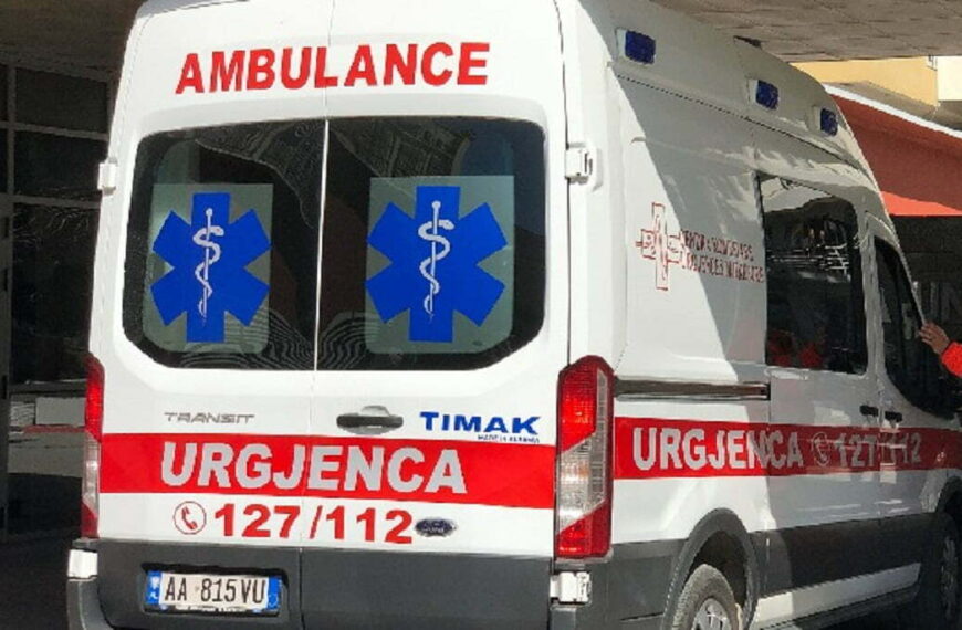 Ngjarje e rëndë! Gruaja hi dhet nga kati i pestë i pallatit në Vlorë