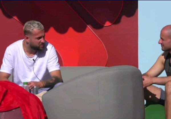 Luizi, Kristit: ‘Je kokrra legenit, i sheh femrat si objekte’