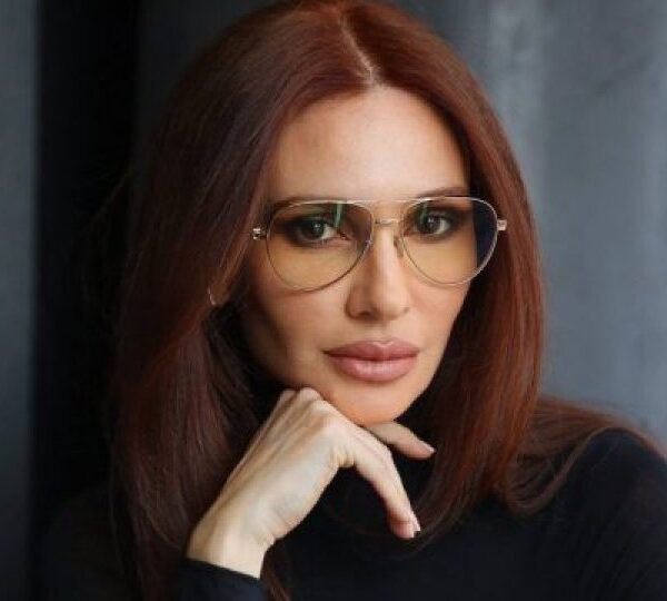 Ermiona Lekbello shp ërthen ndaj meshkujve shqiptarë: ‘Jeni gore, nuk jeni burra! Të mjerat gra që do merren me ju gjithë jetën’
